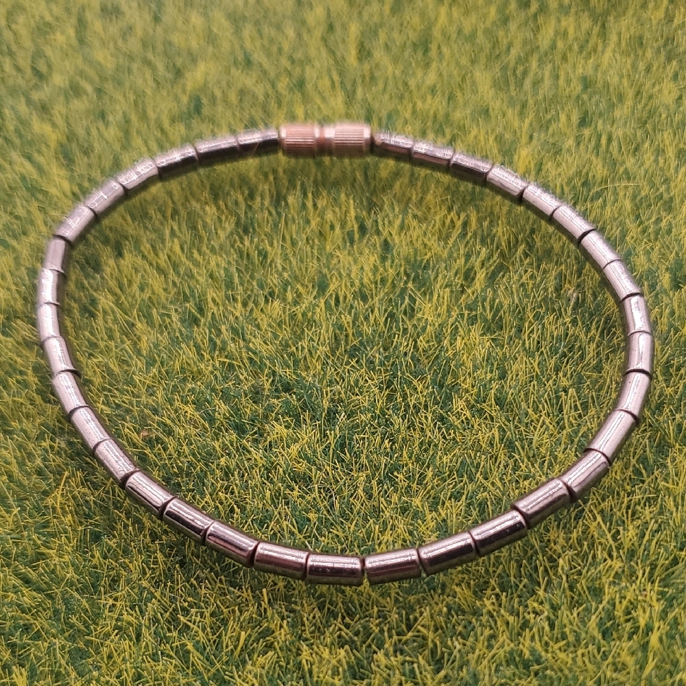 Hematite Bracelet B3402
